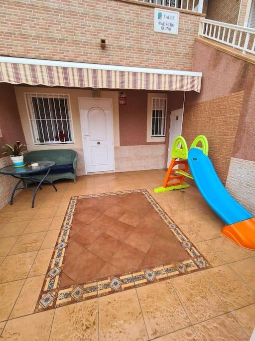 Alex Bungalow Appartement Torrevieja Buitenkant foto